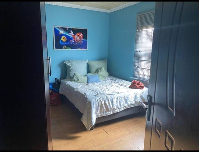 2 BEDROOM HOUSE FOR SALE IN TSAKANE